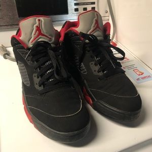 ⚫️🔴Alternate 90 Air Jordan Low 5🔴⚫️